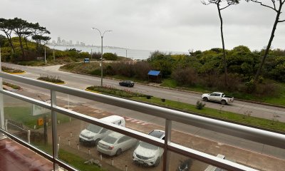 Oportunidad en venta!!! Apartamento en primera fila con vista a la Isla