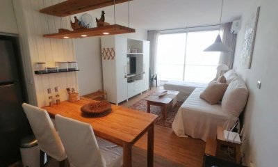 Monoambiente con vista al mar. A nuevo!!