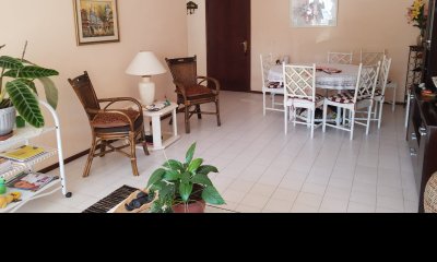 Apartamento ideal para vivir todo el año. Muy soleado