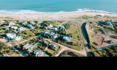 EN VENTA. Casa en El Chorro con excelente vista a 100 mts de la playa