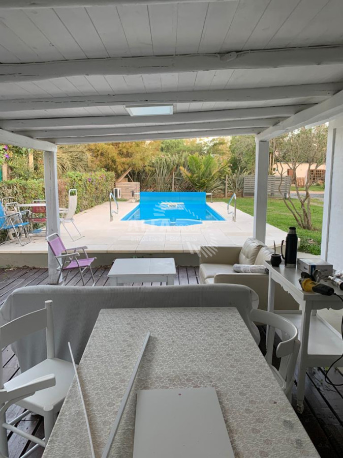 La Barra, muy linda casa en venta