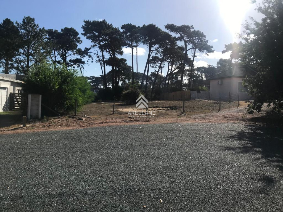 Terreno ID.853 - venta terreno barrio privado la residence