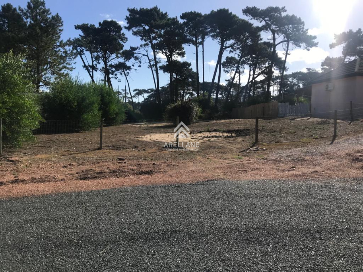 Terreno ID.853 - venta terreno barrio privado la residence