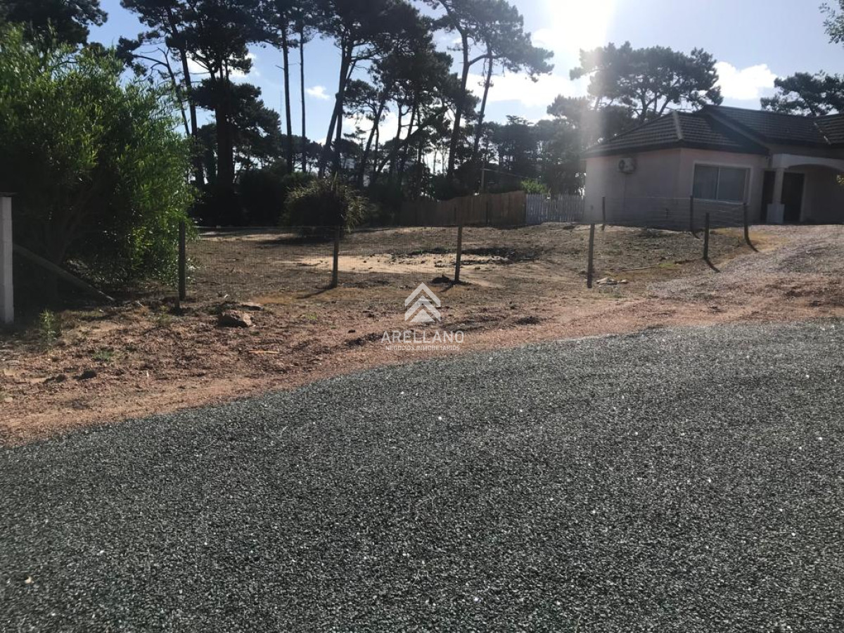 Terreno ID.853 - venta terreno barrio privado la residence