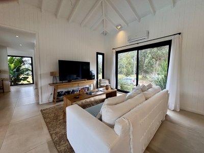 Casa ID.3043 - Casa en venta de 3 dormitorios, en Barrio privado Don Miguel, La Barra