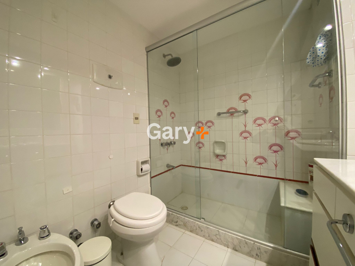 Apartamento ID.27499 - EXCELENTE APTO EN ALQUILER FRENTE AL MAR - BRAVA 