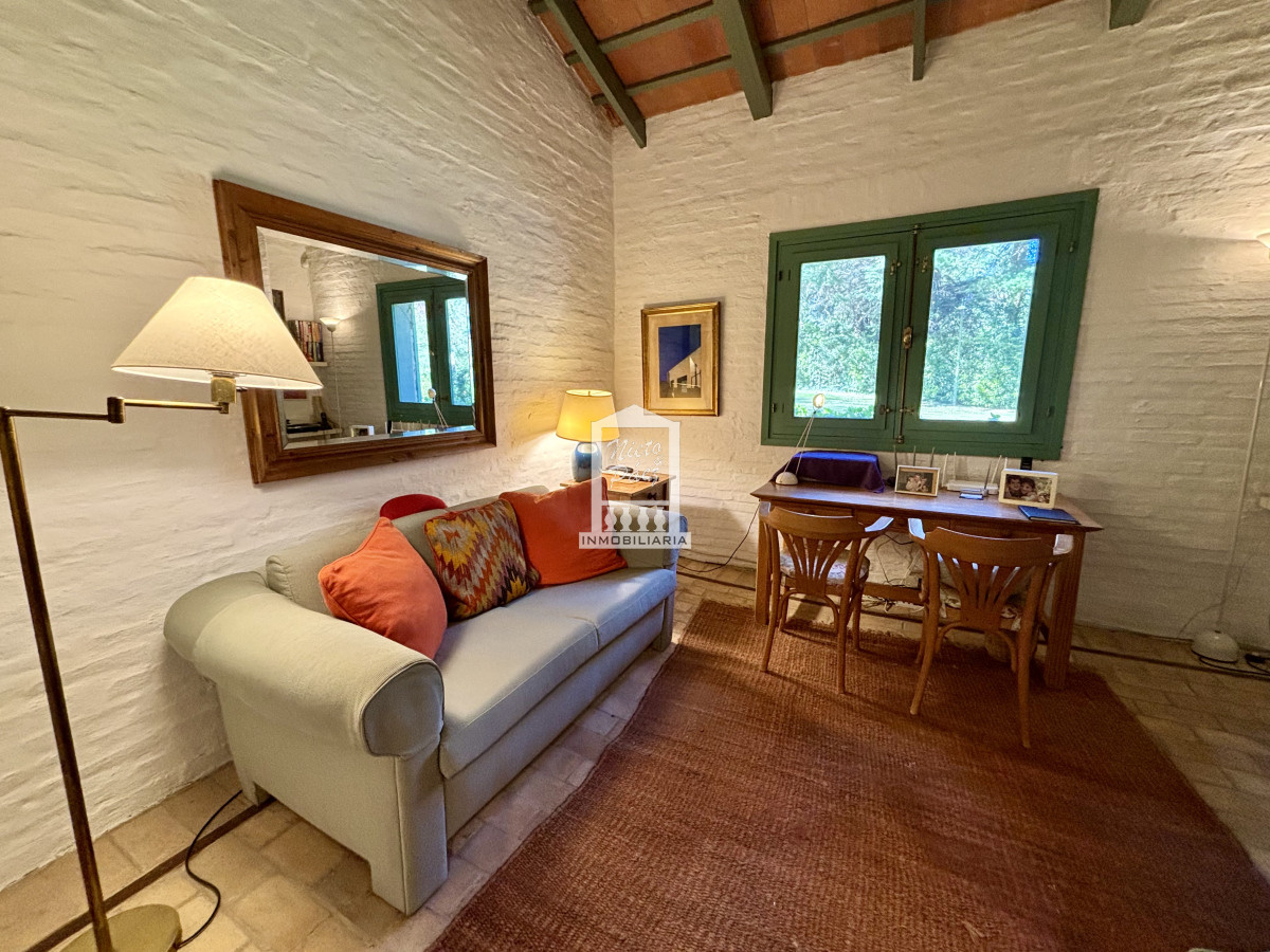 Casa ID.40910 - Casa en venta de 5 dormitorios en el Golf