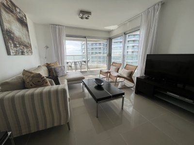 Hermoso apto en venta, zona Brava, con todos los servicios!!