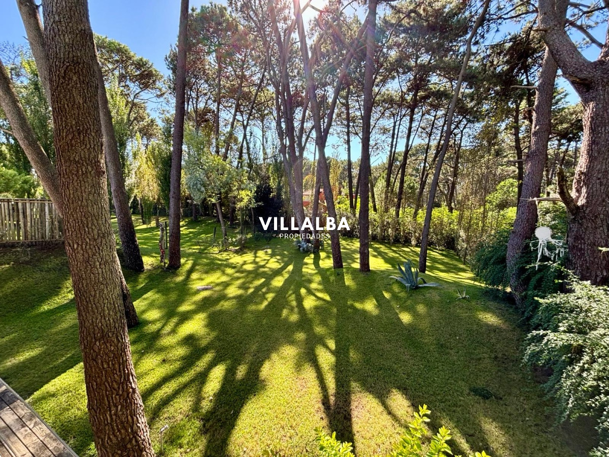 Casa ID.4201 - Casa en venta de 4 dormitorios, en Rincon del Indio 