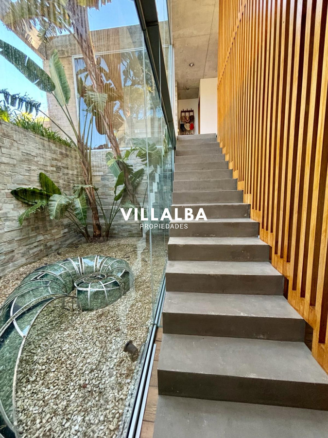 Casa ID.4201 - Casa en venta de 4 dormitorios, en Rincon del Indio 