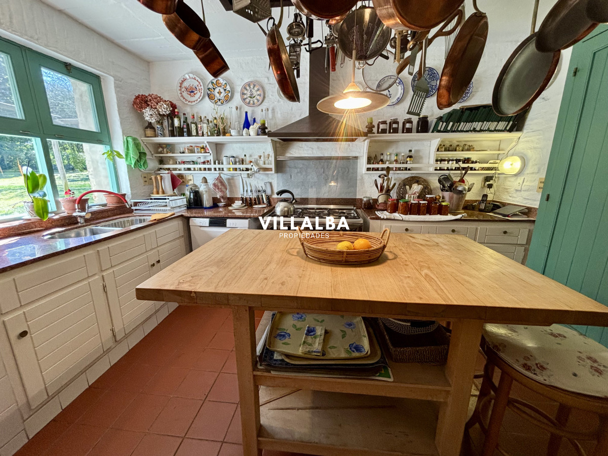 Casa ID.4195 - Casa en venta de 5 dormitorios en el Golf