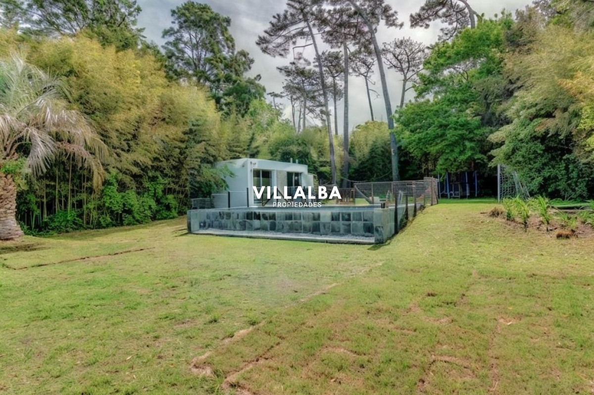 Casa ID.4196 - Espectacular casa en San Rafael Punta Del Este 4 dormitorios venta