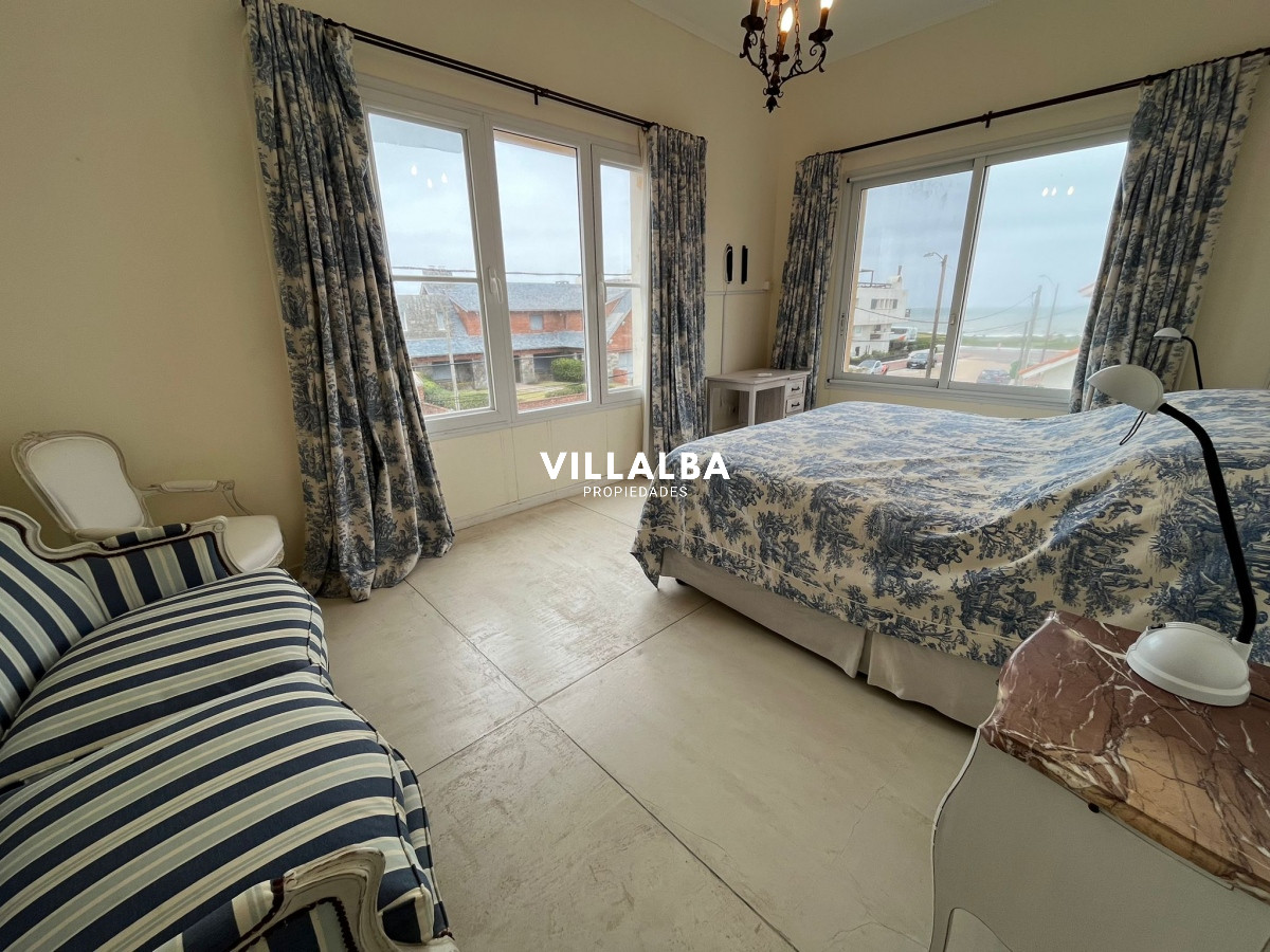 Apartamento ID.4191 - Casa en venta de 4 dormitorios, en la Península