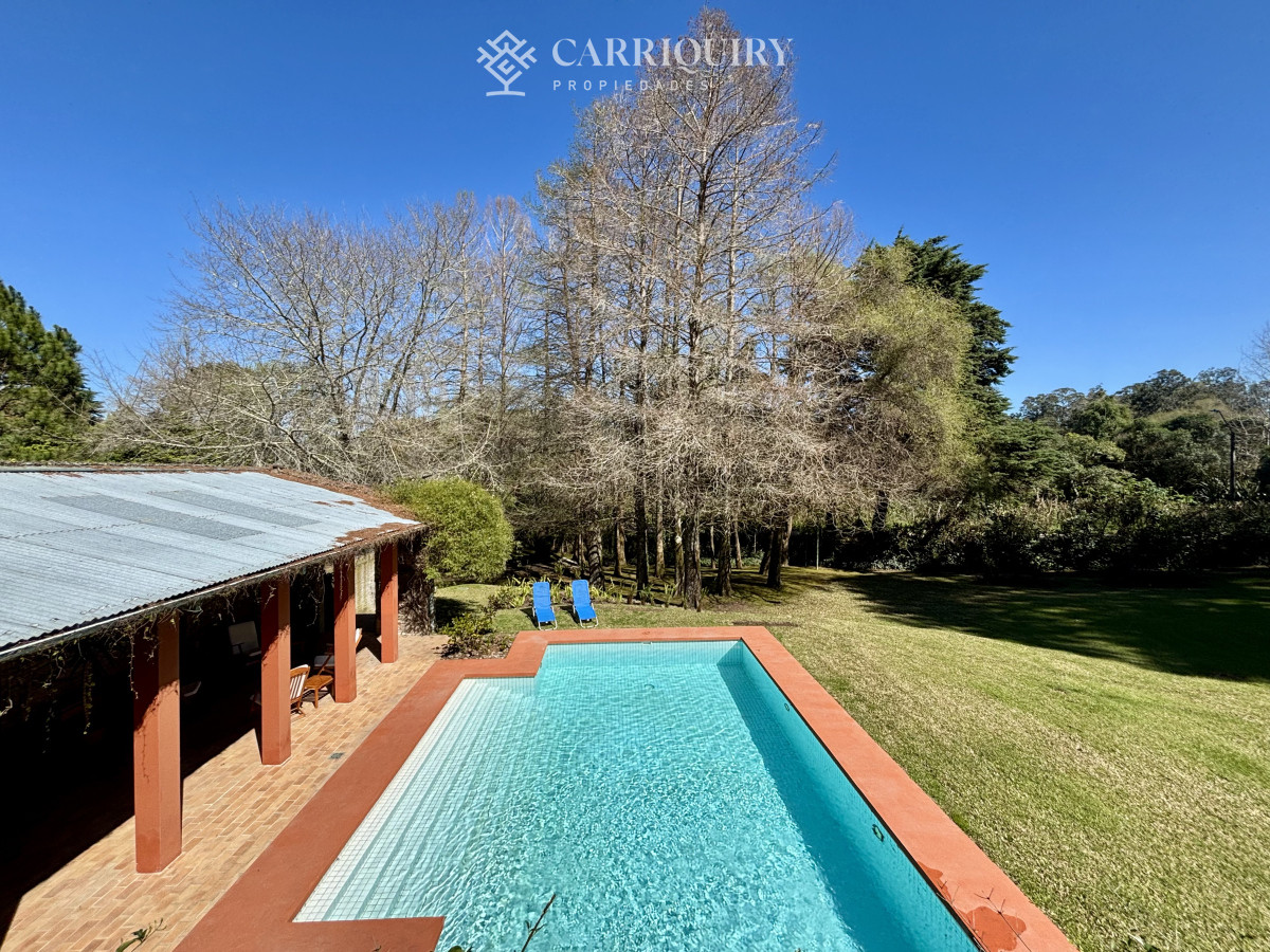 Casa ID.10411/ESPECTACULAR-CASA-EN-ZONA-SHOPPING- - Venta casa de 5 dormitorios en barrio Golf, Punta del Este