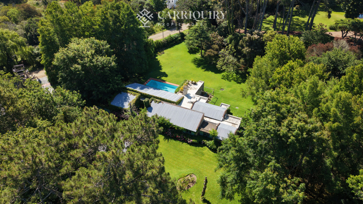Casa ID.10411/ESPECTACULAR-CASA-EN-ZONA-SHOPPING- - Venta casa de 5 dormitorios en barrio Golf, Punta del Este