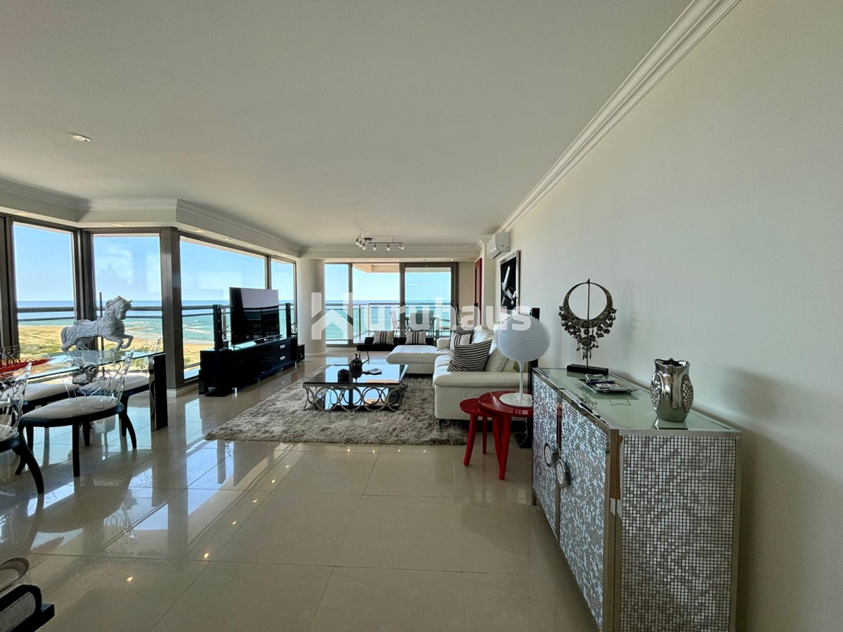 Brava - GoPunta - Portal Inmobiliario de Punta del Este - Maldonado