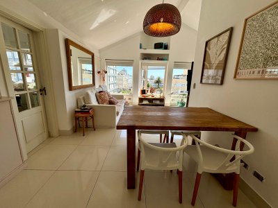 Apartamento en venta de 2 dormitorios, en peninsula.