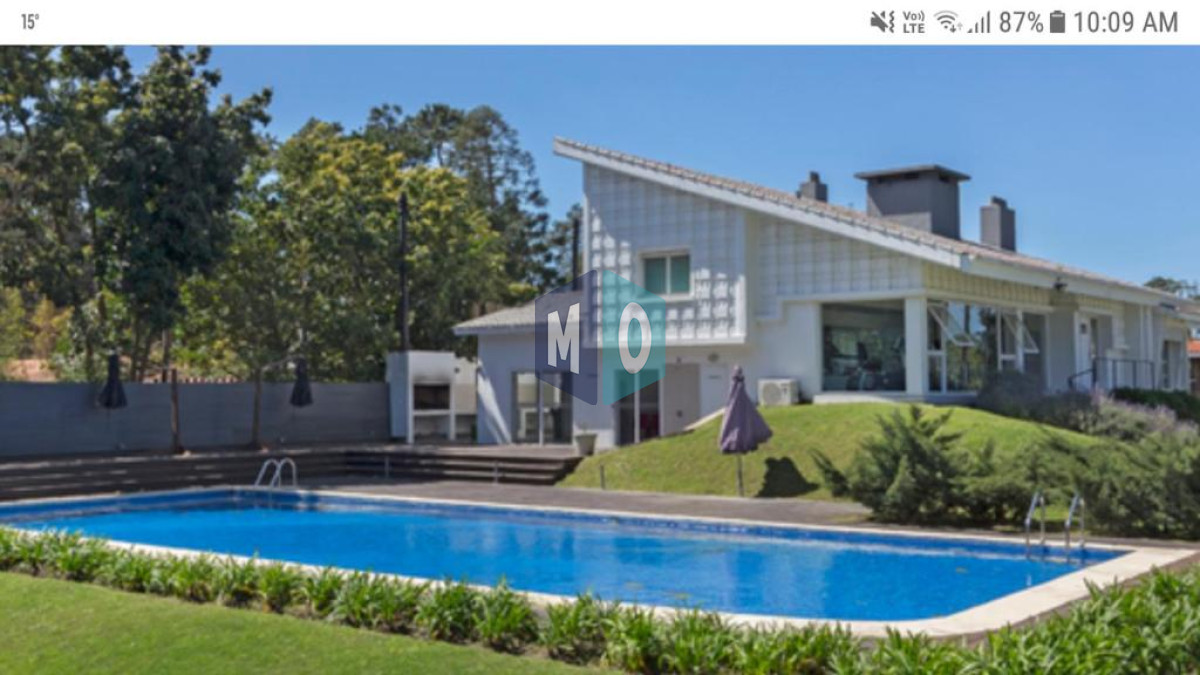 Apartamento ID.754 - Apartamento en venta de 2 dormitorios en Edificio Unique, Pedragosa Sierra 
