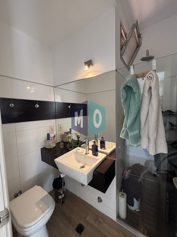 Apartamento ID.755 - Apartamento en Venta, de 2 dormitorios, playa brava! Reciclado! 