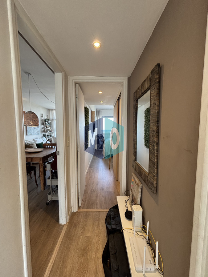 Apartamento ID.755 - Apartamento en Venta, de 2 dormitorios, playa brava! Reciclado! 