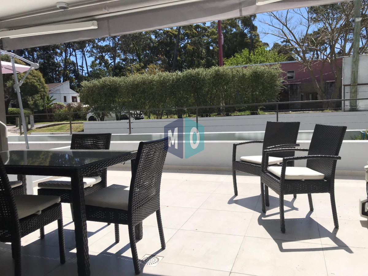 Apartamento ID.754 - Apartamento en venta de 2 dormitorios en Edificio Unique, Pedragosa Sierra 