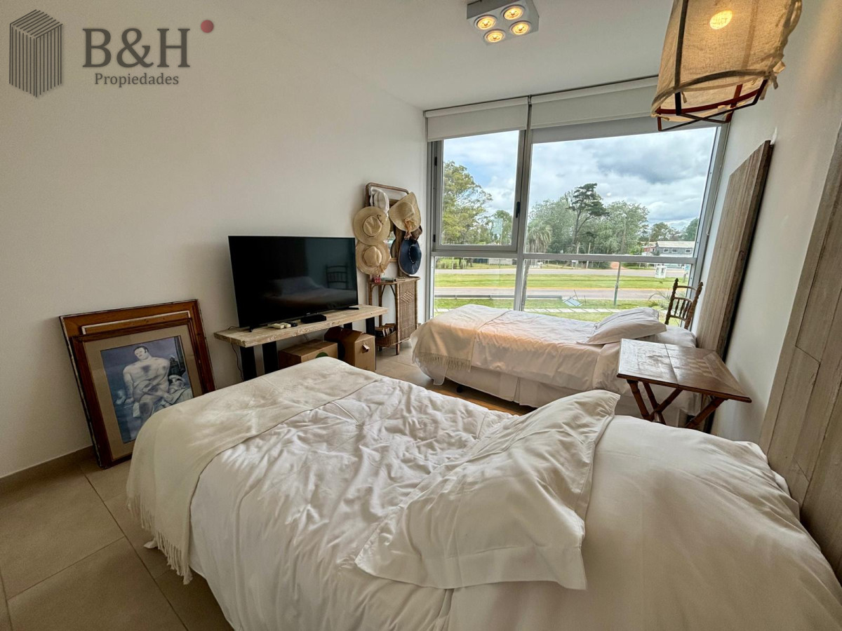 Apartamento ID.3647 - Apartamento en venta de 3 dormitorios en La Barra