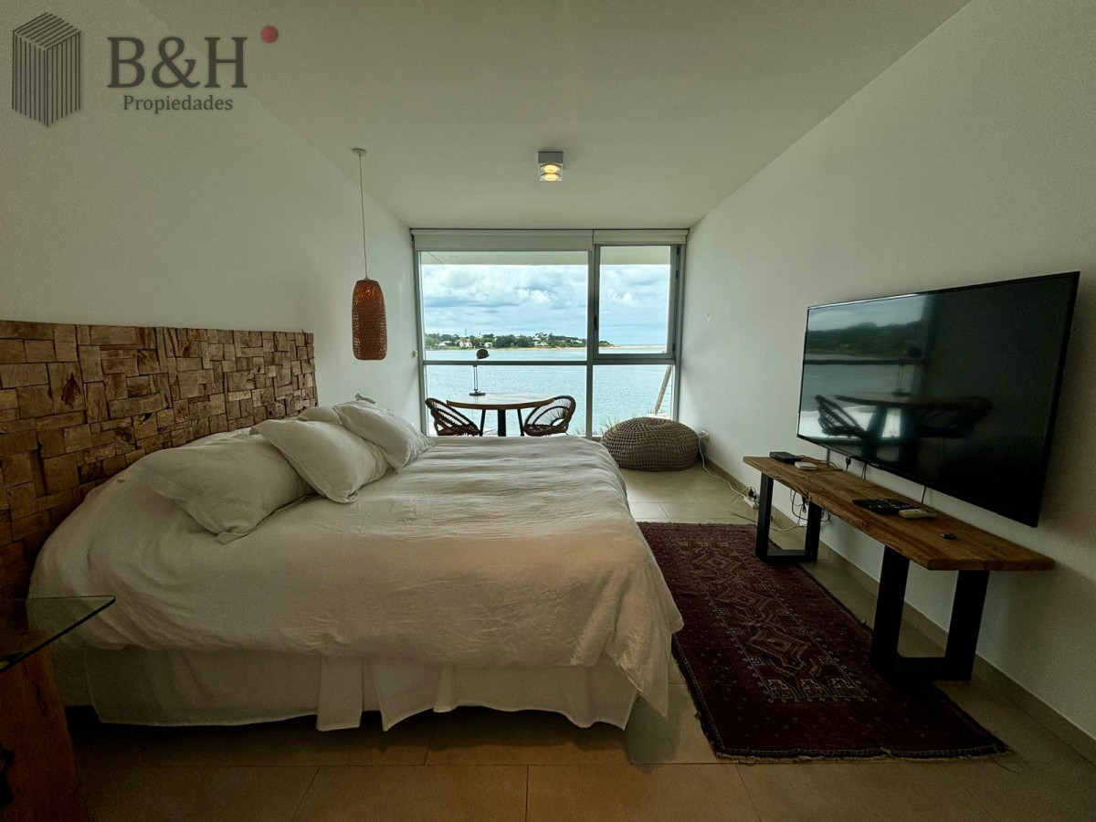 Apartamento ID.3647 - Apartamento en venta de 3 dormitorios en La Barra