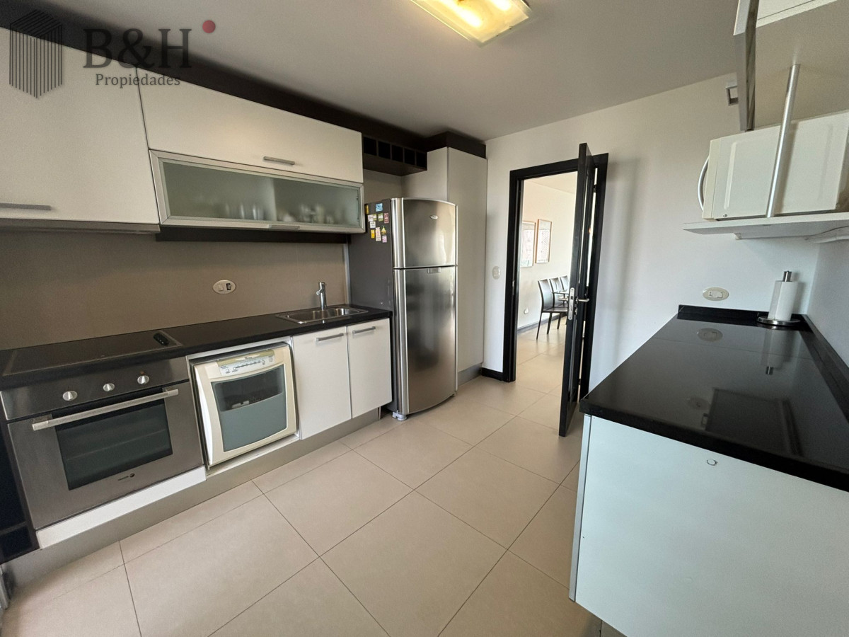Apartamento ID.5055 - Apartamento en alquiler invernal de 3 suites en Gala Tower playa mansa