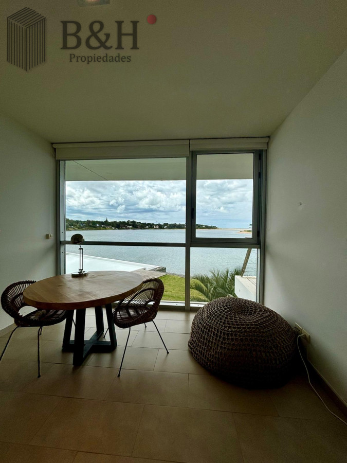Apartamento ID.3647 - Apartamento en venta de 3 dormitorios en La Barra
