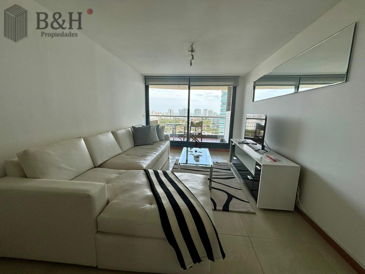 Shopping - GoPunta - Portal Inmobiliario de Punta del Este - Maldonado