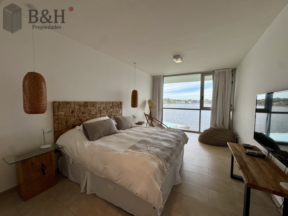 Apartamento ID.3647 - Apartamento en venta de 3 dormitorios en La Barra