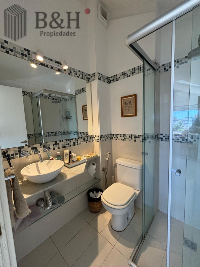 Apartamento ID.7631 - Apartamento en venta de 2 dormitorios, en peninsula.