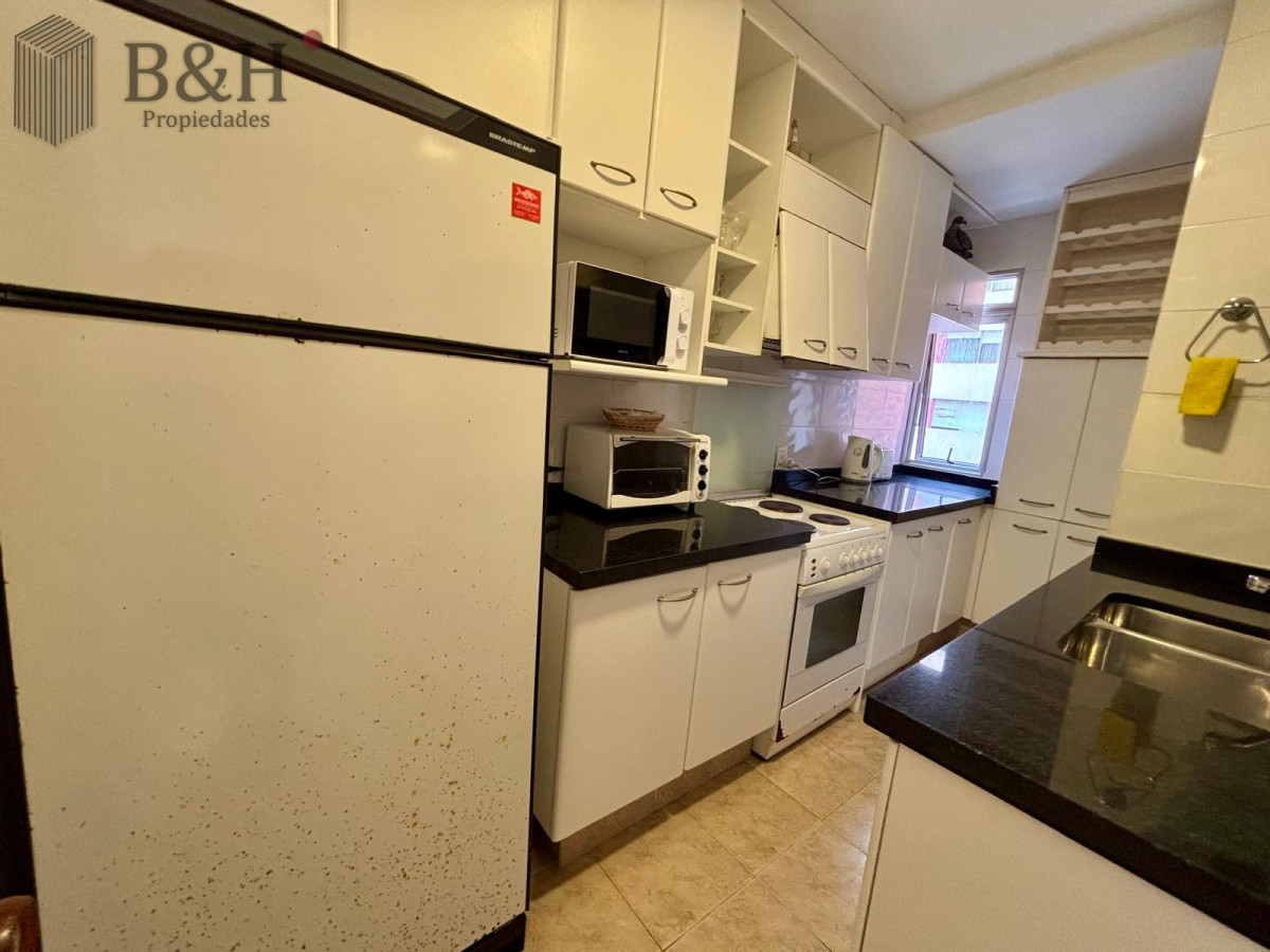 Apartamento ID.6453 - Apartamento en venta de 2 dormitorios, en playa Brava 