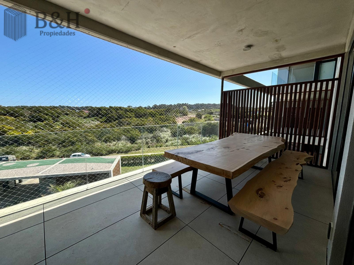 Apartamento ID.3576 - Apartamento en alquiler temporal, de 3 dormitorios en suite, en Manantiales, Aldeana