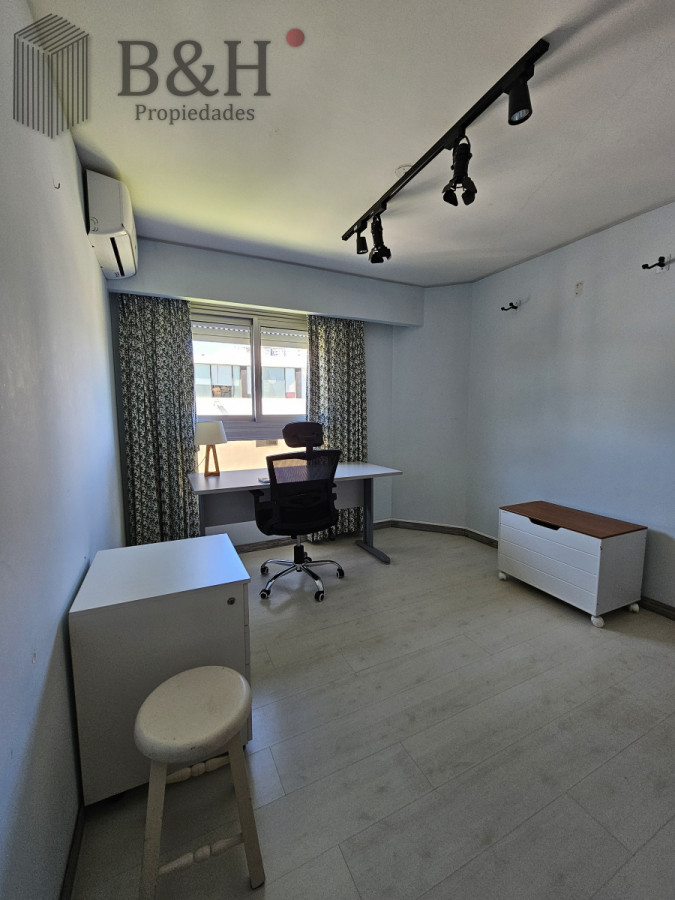 Apartamento ID.6452 - Apartamento en venta de 3 dormitorios en zona Punta Shopping, Punta del Este