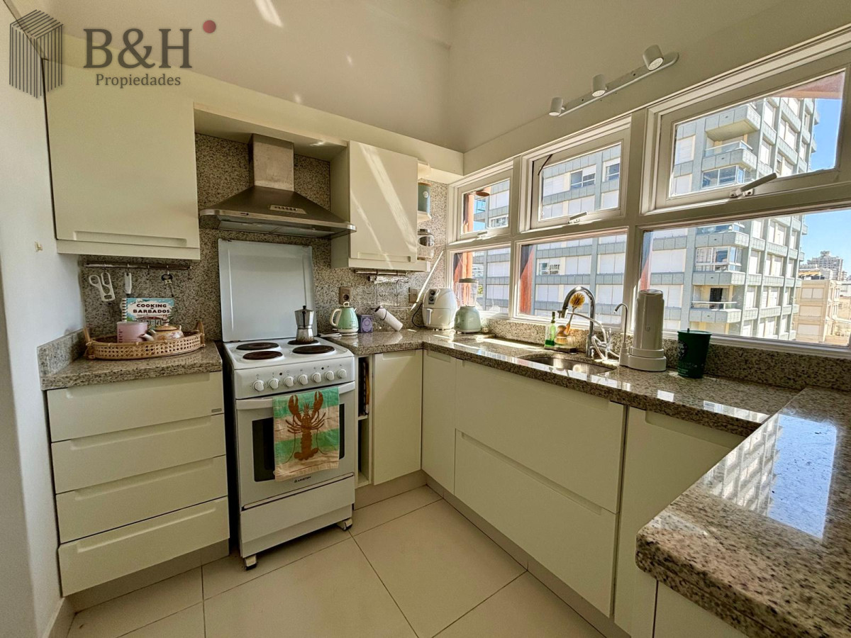 Apartamento ID.7631 - Apartamento en venta de 2 dormitorios, en peninsula.