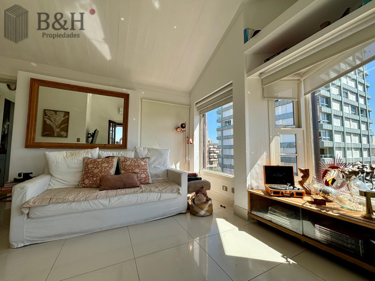 Apartamento ID.7631 - Apartamento en venta de 2 dormitorios, en peninsula.