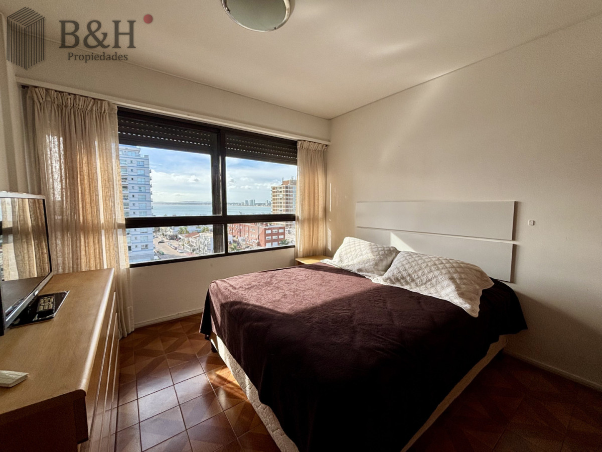 Apartamento ID.7445 - Venta apartamento 2 dormitorios y medio en Península 