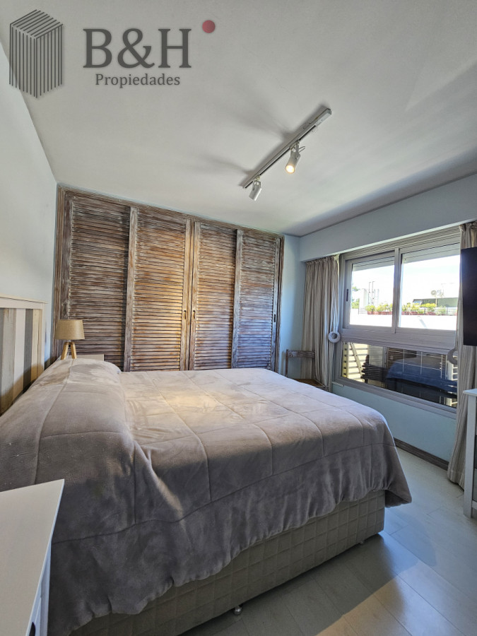 Apartamento ID.6452 - Apartamento en venta de 3 dormitorios en zona Punta Shopping, Punta del Este