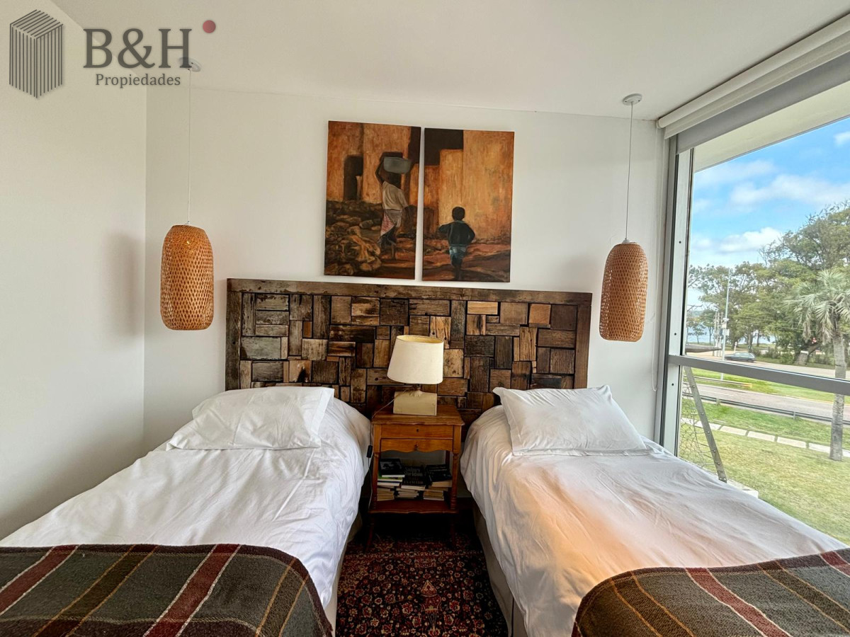Apartamento ID.3647 - Apartamento en venta de 3 dormitorios en La Barra