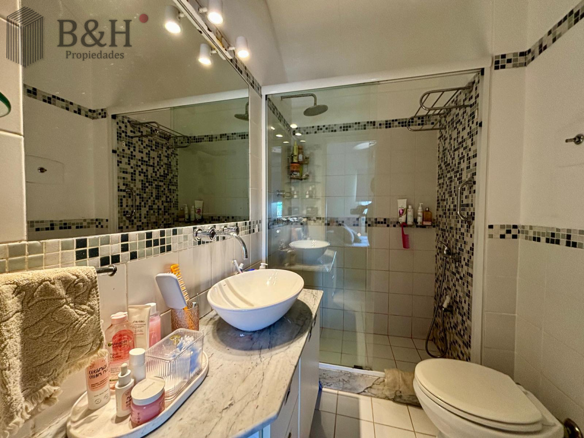 Apartamento ID.7631 - Apartamento en venta de 2 dormitorios, en peninsula.