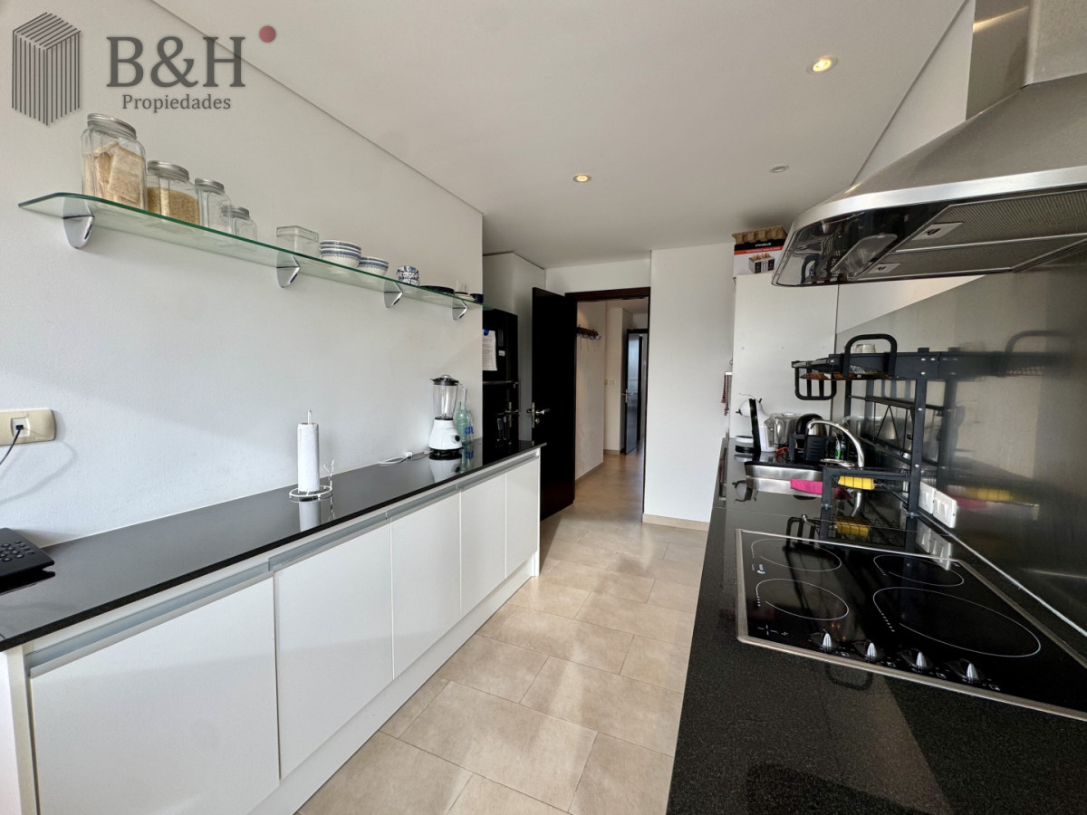 Apartamento ID.3647 - Apartamento en venta de 3 dormitorios en La Barra
