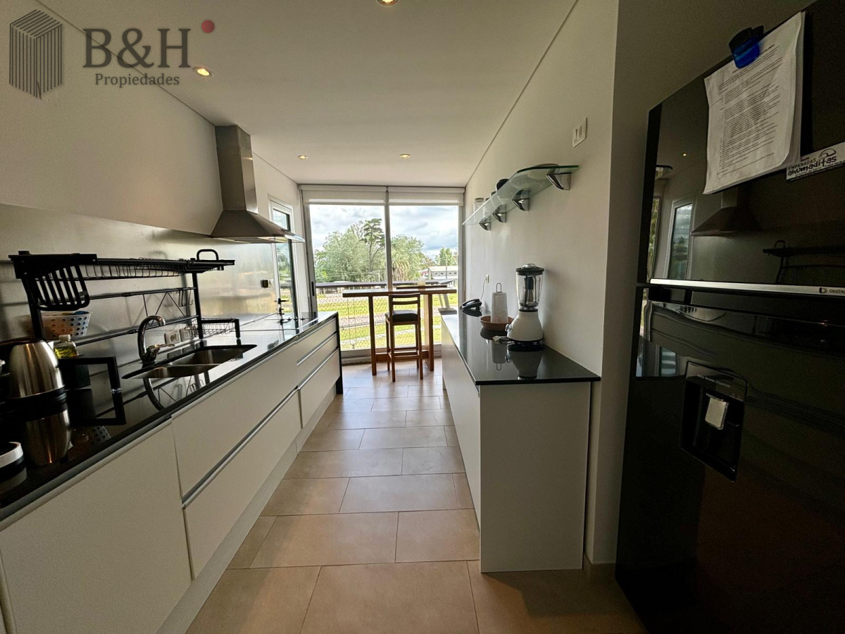 Apartamento ID.3647 - Apartamento en venta de 3 dormitorios en La Barra