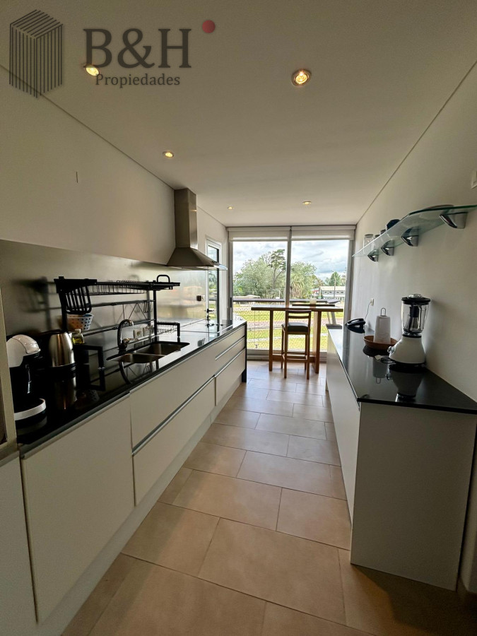 Apartamento ID.3647 - Apartamento en venta de 3 dormitorios en La Barra