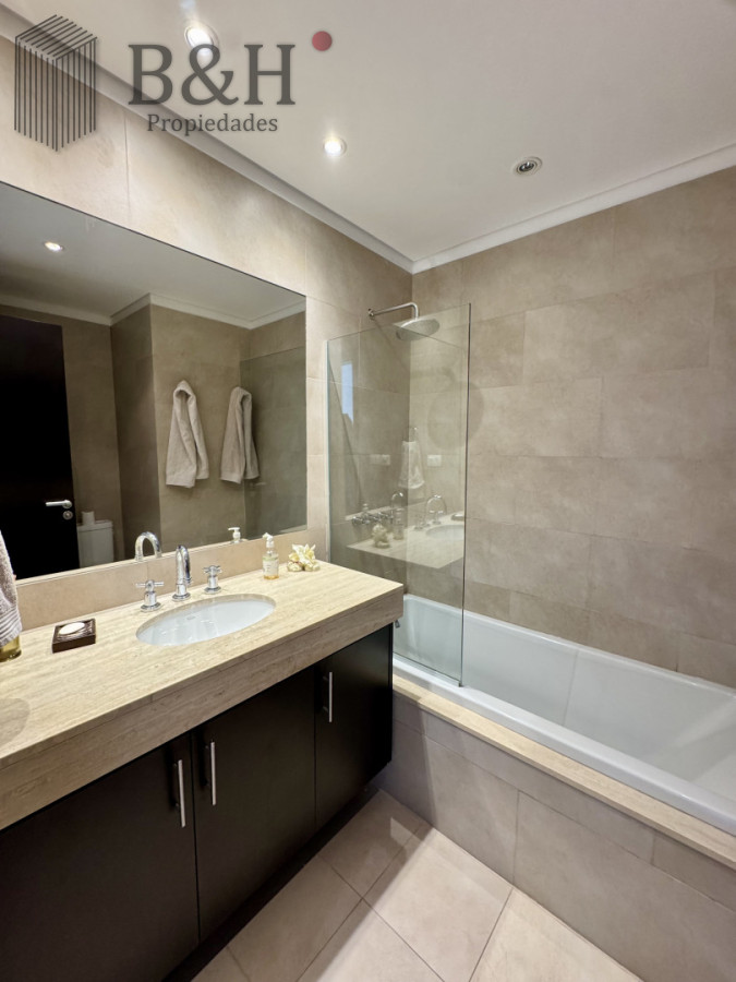 Apartamento ID.3647 - Apartamento en venta de 3 dormitorios en La Barra