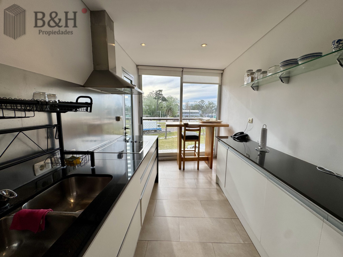 Apartamento ID.3647 - Apartamento en venta de 3 dormitorios en La Barra