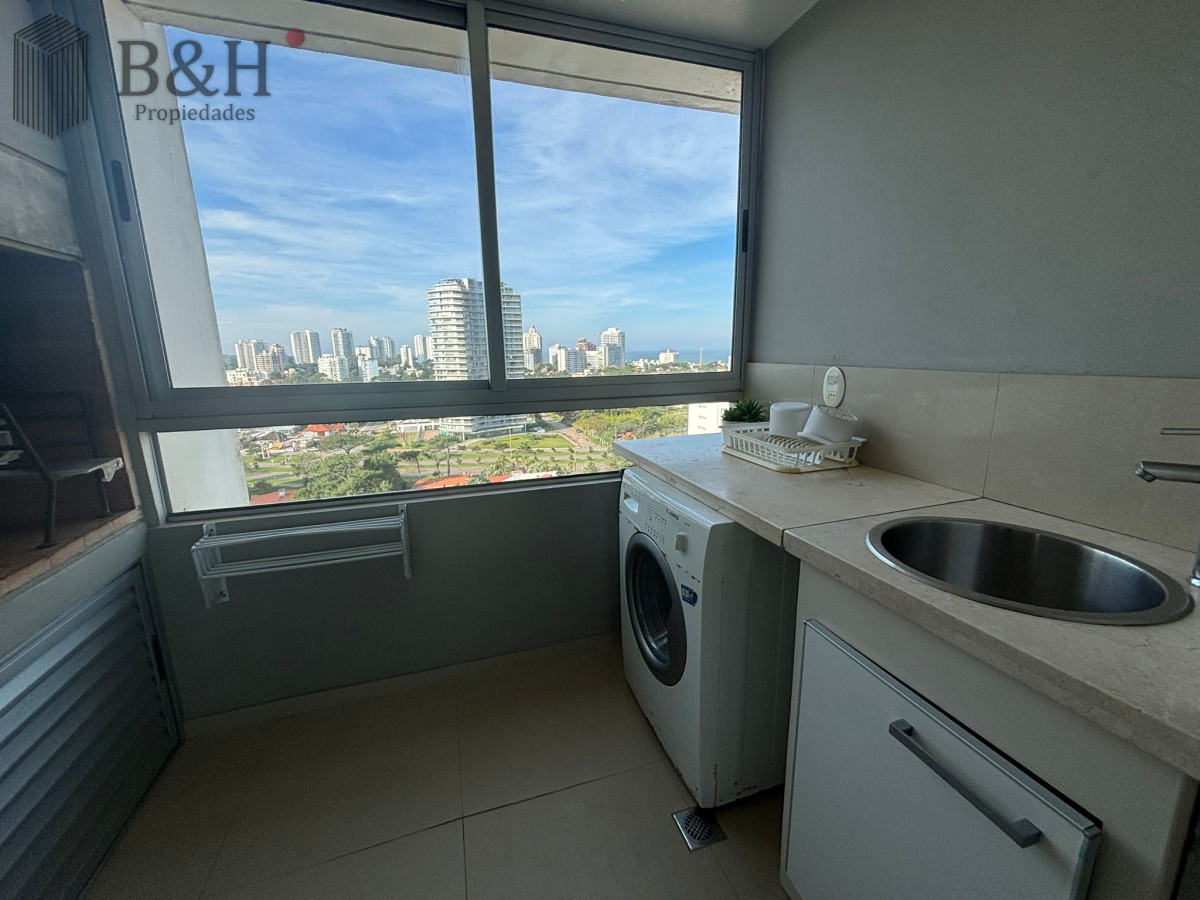 Apartamento ID.5055 - Apartamento en alquiler invernal de 3 suites en Gala Tower playa mansa