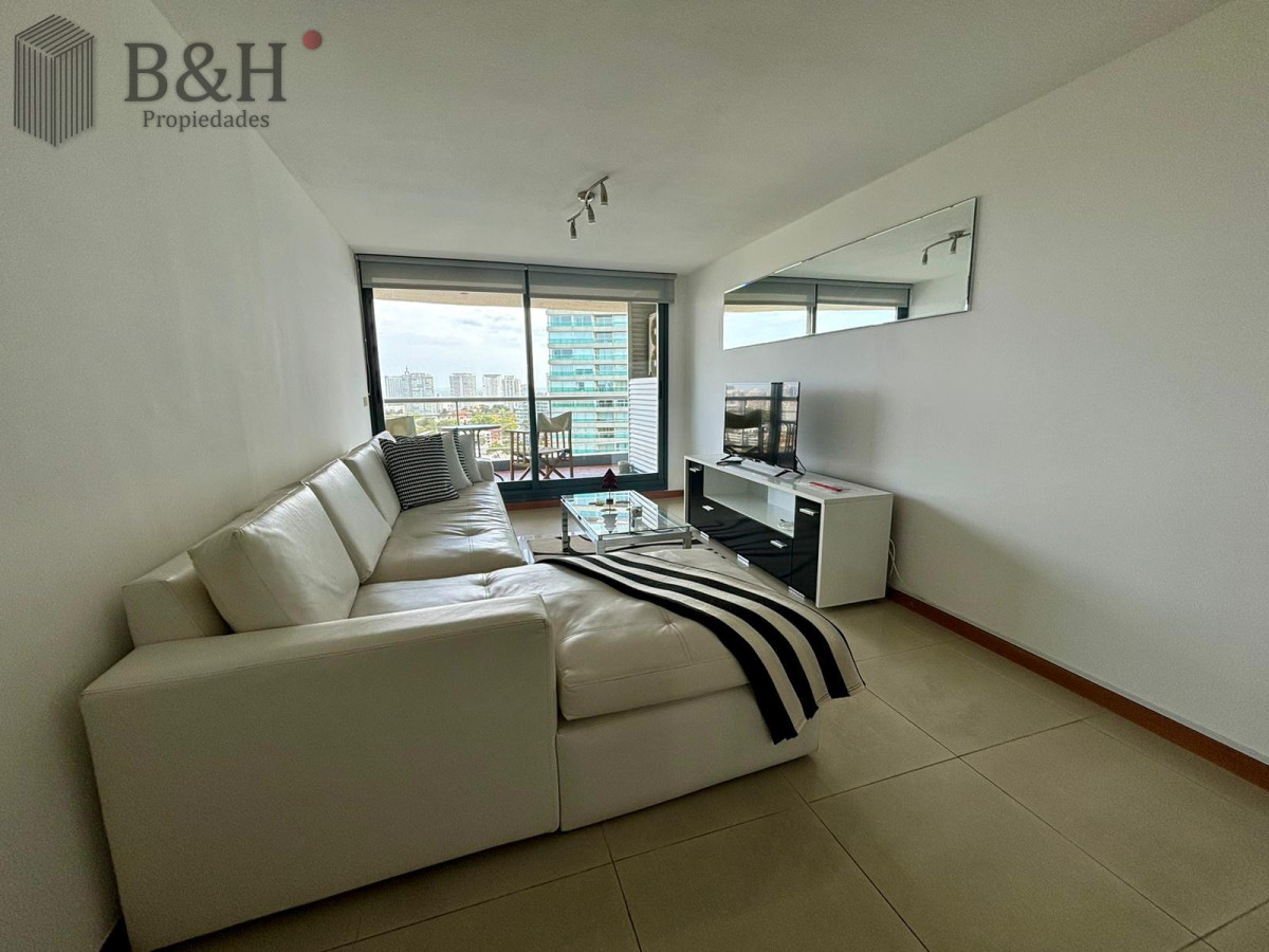 Shopping - GoPunta - Portal Inmobiliario de Punta del Este - Maldonado