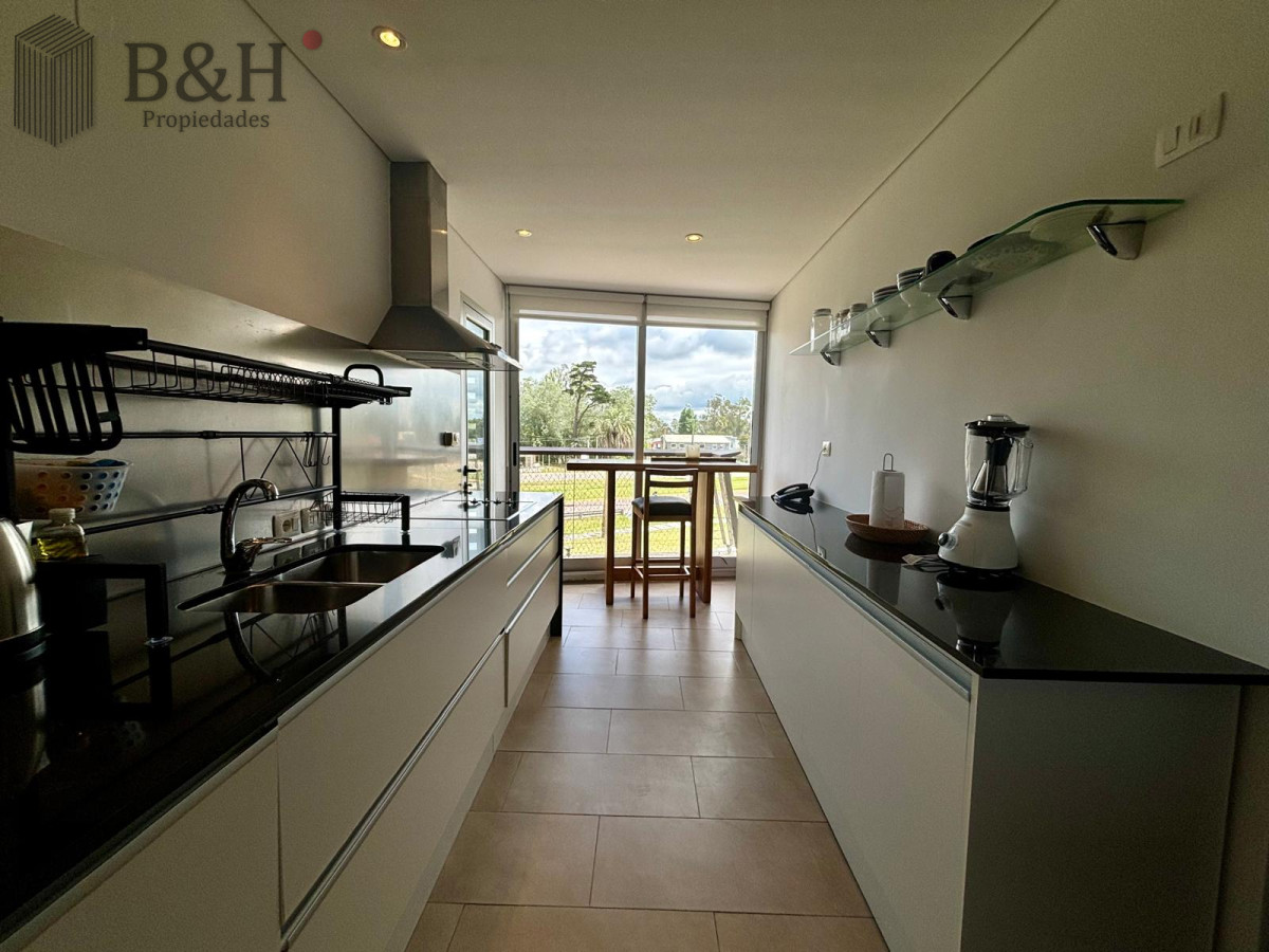 Apartamento ID.3647 - Apartamento en venta de 3 dormitorios en La Barra