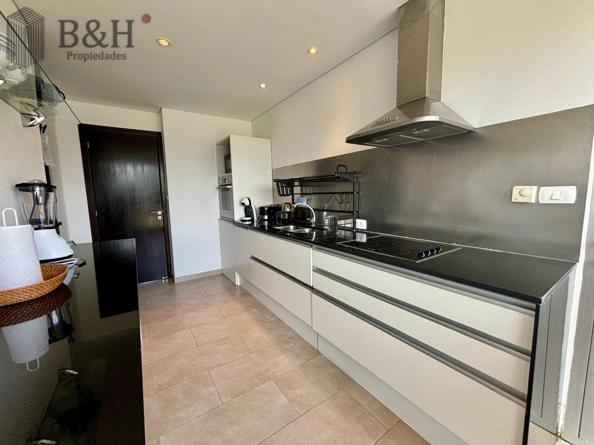 Apartamento ID.3647 - Apartamento en venta de 3 dormitorios en La Barra